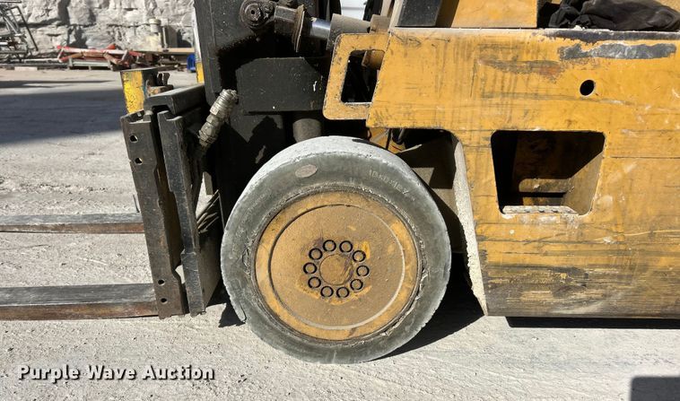 image for item ET6723 Caterpillar T50D SA forklift