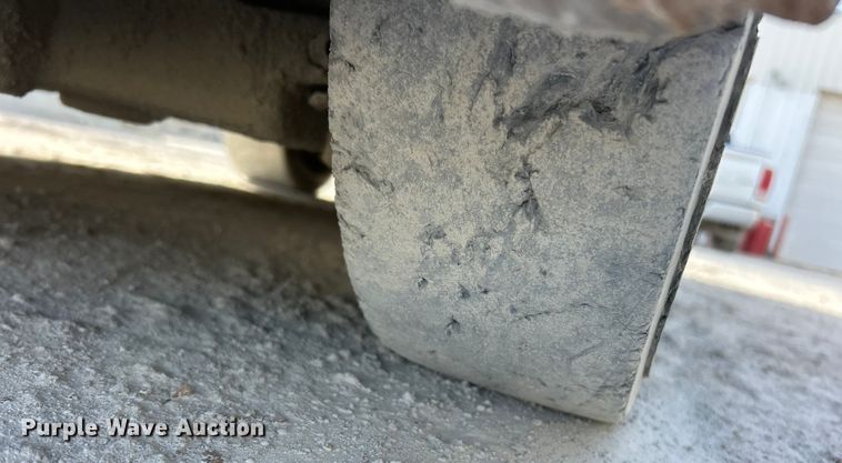 image for item ET6723 Caterpillar T50D SA forklift