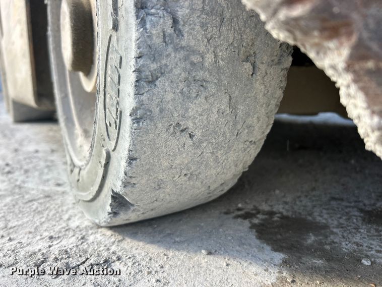 image for item ET6723 Caterpillar T50D SA forklift