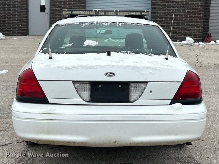 image for item ET6728 2008 Ford Crown Victoria Police Interceptor 