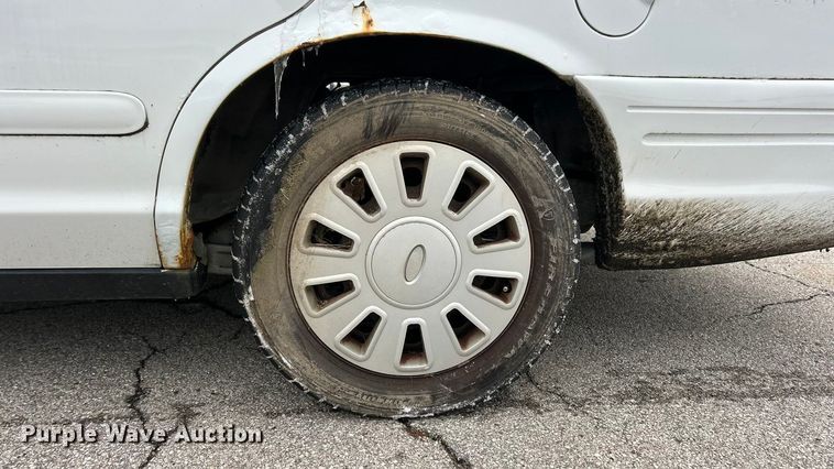 image for item ET6728 2008 Ford Crown Victoria Police Interceptor 