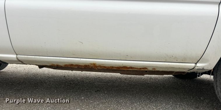 image for item ET6730 2006 Chevrolet Silverado 1500 pickup truck