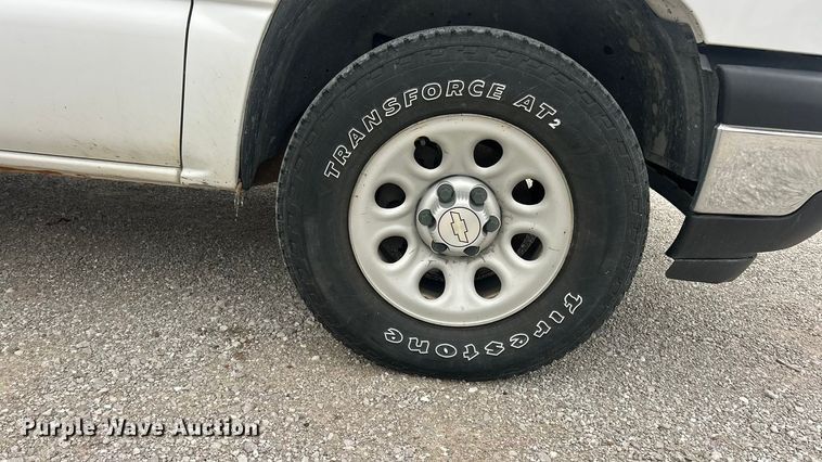 image for item ET6730 2006 Chevrolet Silverado 1500 pickup truck