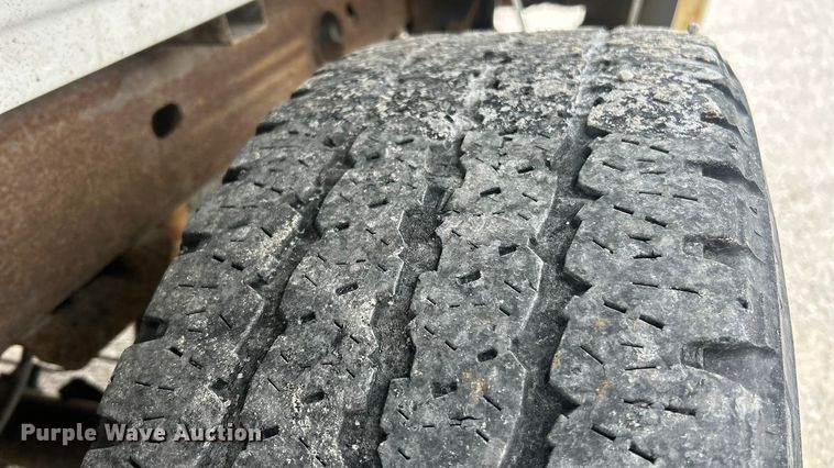 image for item ET6730 2006 Chevrolet Silverado 1500 pickup truck