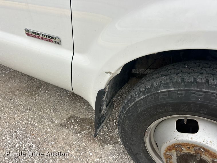 image for item ET6731 2007 Ford F350 XL Super Duty dump bed pickup truck