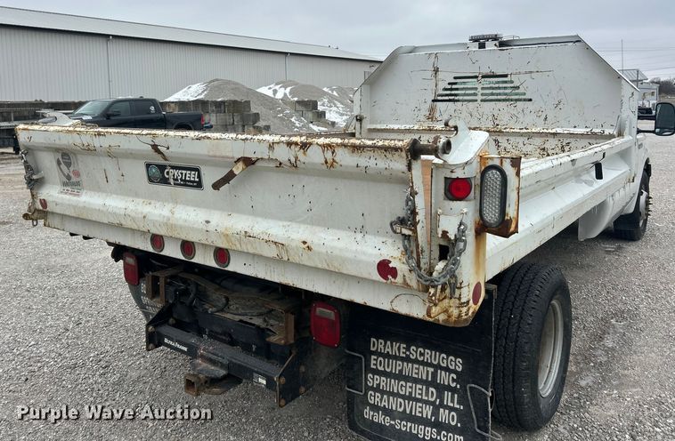 image for item ET6731 2007 Ford F350 XL Super Duty dump bed pickup truck