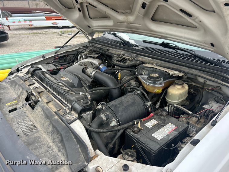 image for item ET6731 2007 Ford F350 XL Super Duty dump bed pickup truck