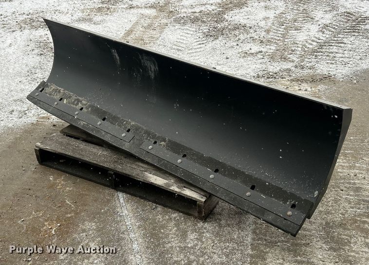 image for item ET6733 John Deere 72