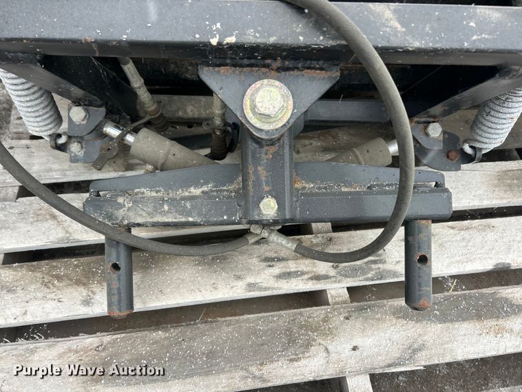 image for item ET6733 John Deere 72