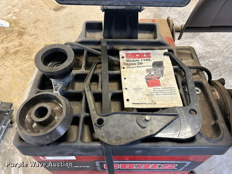 image for item ET6738 Coats 1100 tire balancer