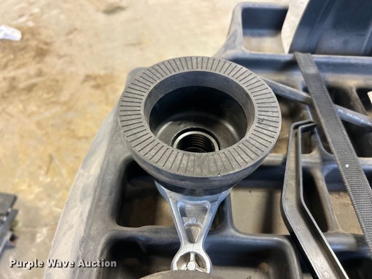 image for item ET6738 Coats 1100 tire balancer