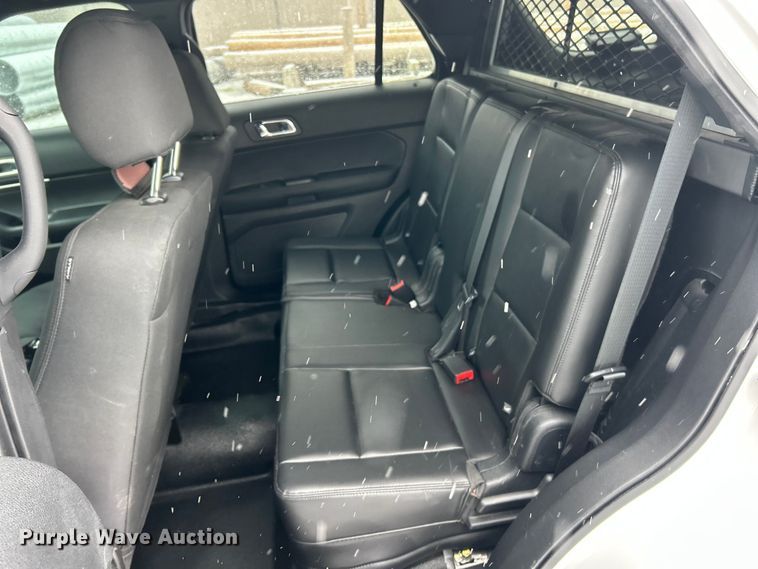 image for item ET6740 2017 Ford Explorer Police Interceptor SUV