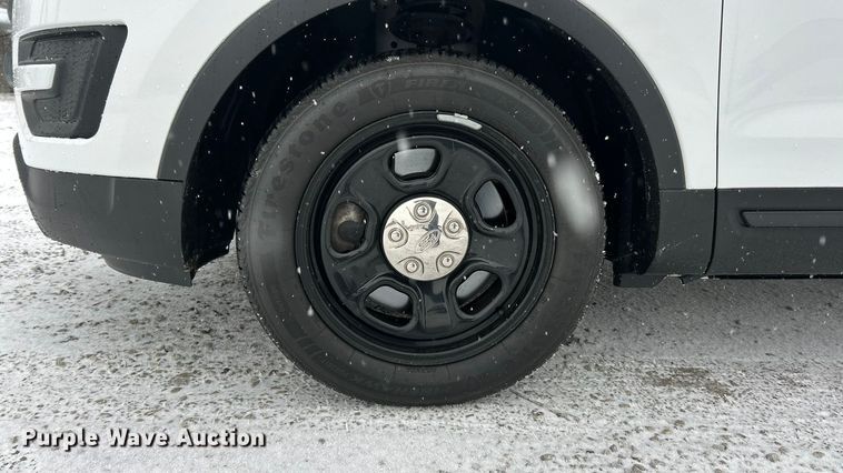 image for item ET6740 2017 Ford Explorer Police Interceptor SUV