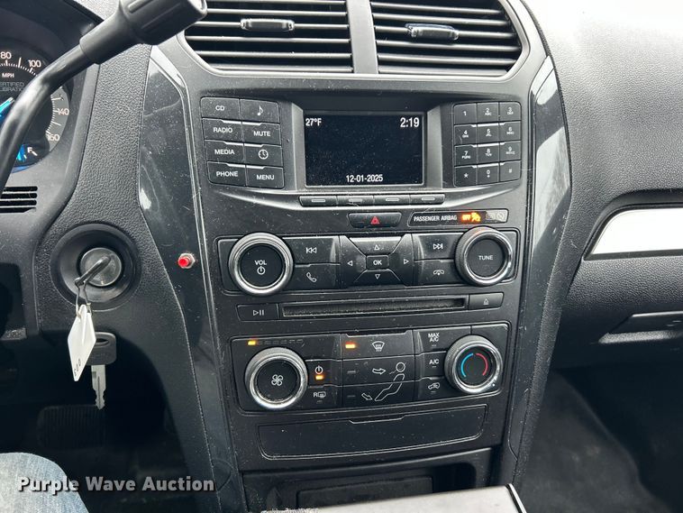 image for item ET6741 2017 Ford Explorer Police Interceptor SUV