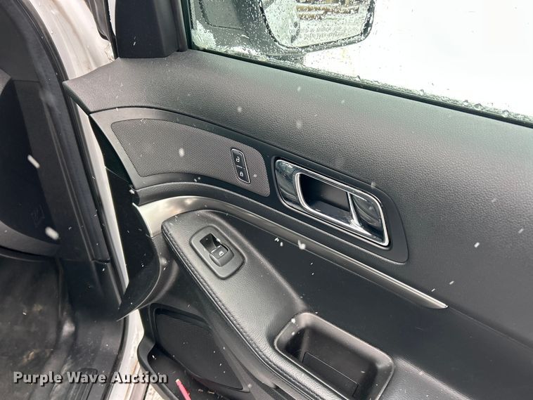 image for item ET6741 2017 Ford Explorer Police Interceptor SUV