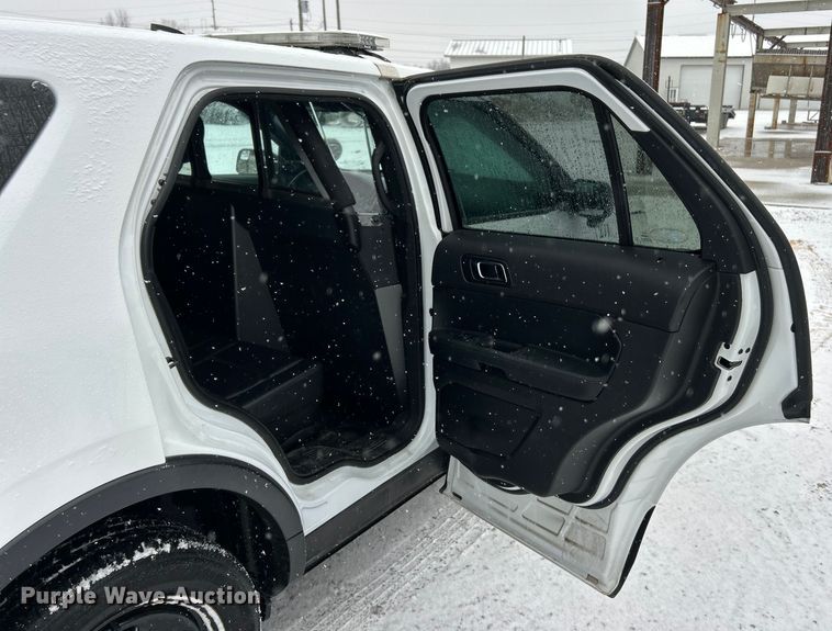image for item ET6741 2017 Ford Explorer Police Interceptor SUV