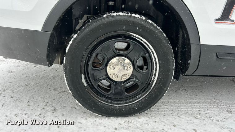 image for item ET6741 2017 Ford Explorer Police Interceptor SUV