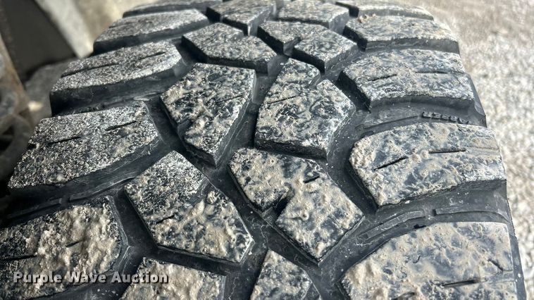 image for item ET6751 2008 Ford F350 Super Duty Crew Cab pickup truck