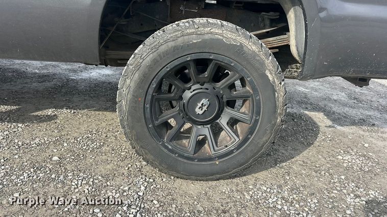 image for item ET6751 2008 Ford F350 Super Duty Crew Cab pickup truck