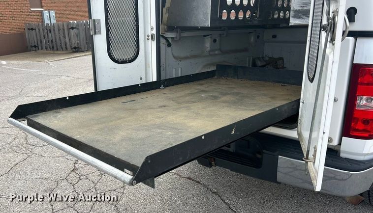 image for item ET6755 2012 Chevrolet Silverado 1500 pickup truck