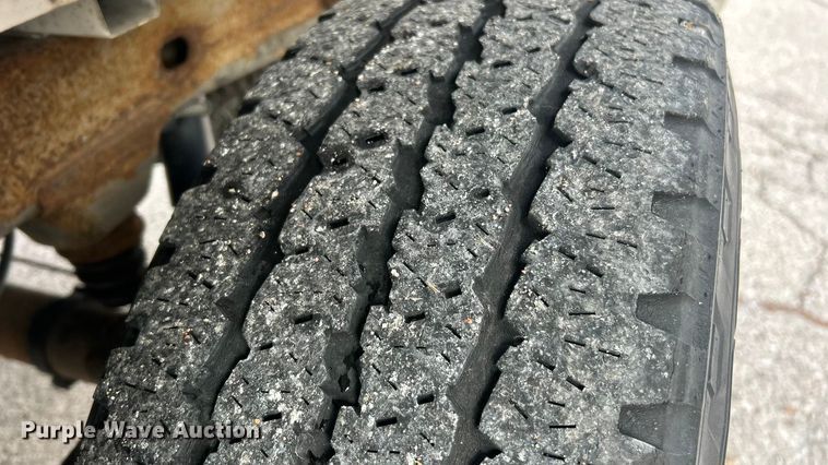 image for item ET6755 2012 Chevrolet Silverado 1500 pickup truck