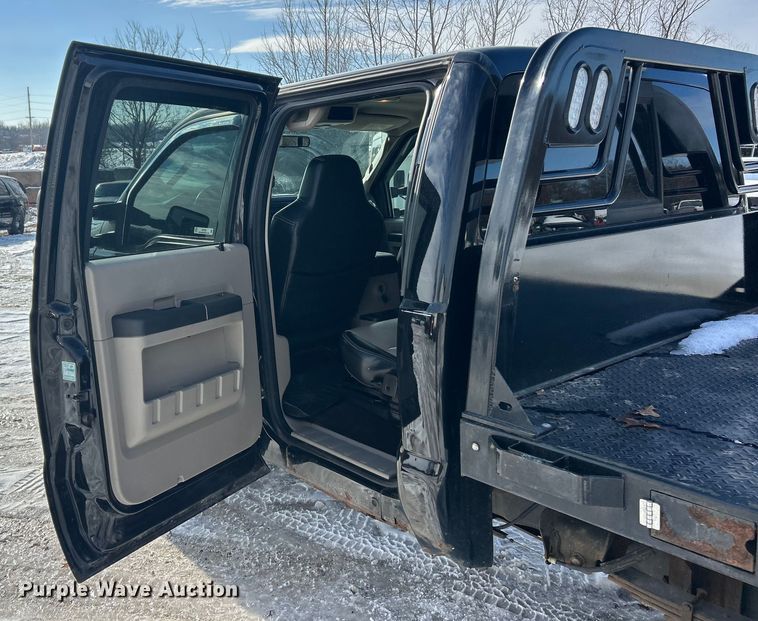 image for item ET6756 2008 Ford F250 Super Duty Crew Cab pickup truck