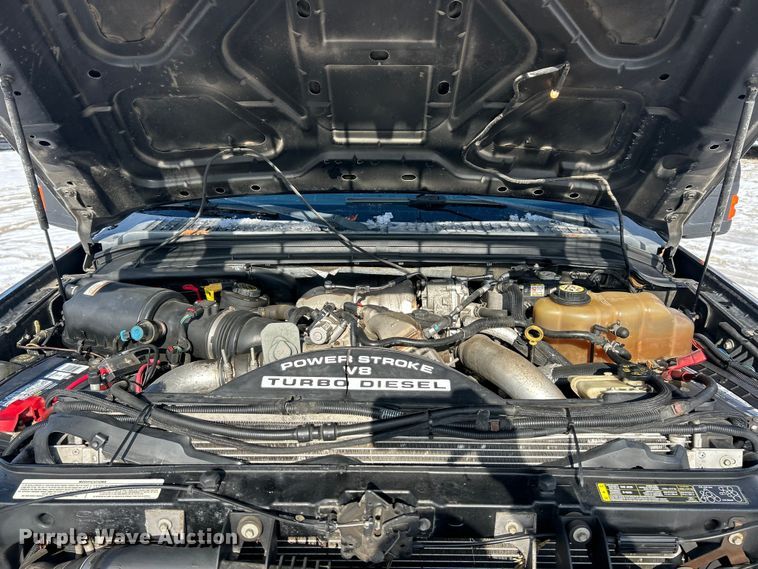 image for item ET6756 2008 Ford F250 Super Duty Crew Cab pickup truck