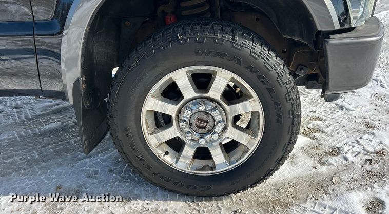 image for item ET6756 2008 Ford F250 Super Duty Crew Cab pickup truck