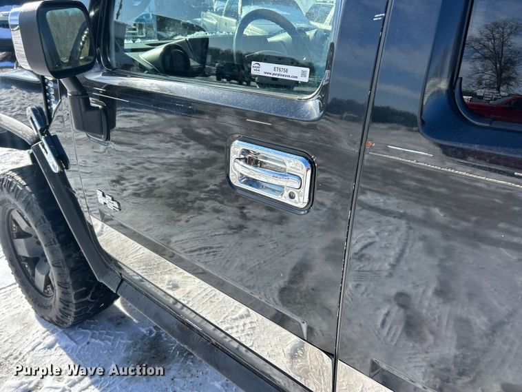 image for item ET6758 2003 Hummer H2 SUV