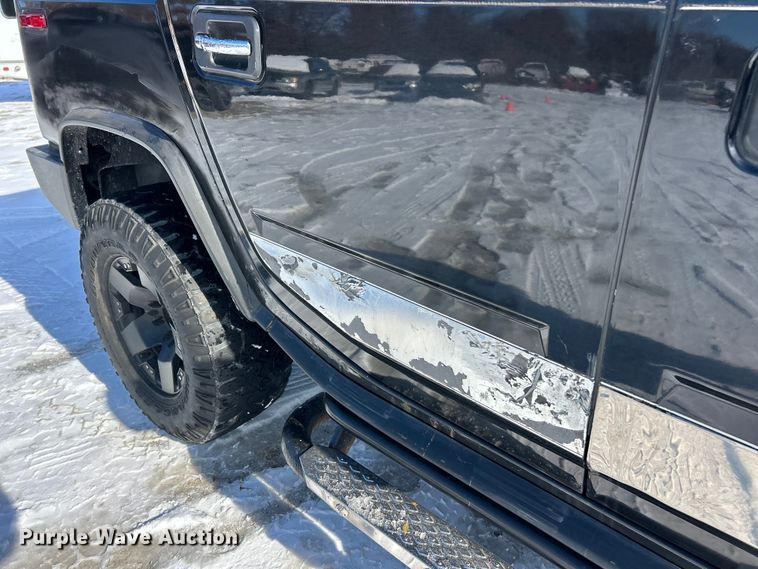 image for item ET6758 2003 Hummer H2 SUV