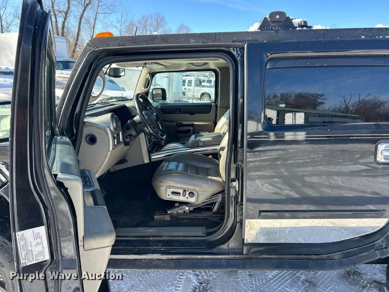 image for item ET6758 2003 Hummer H2 SUV