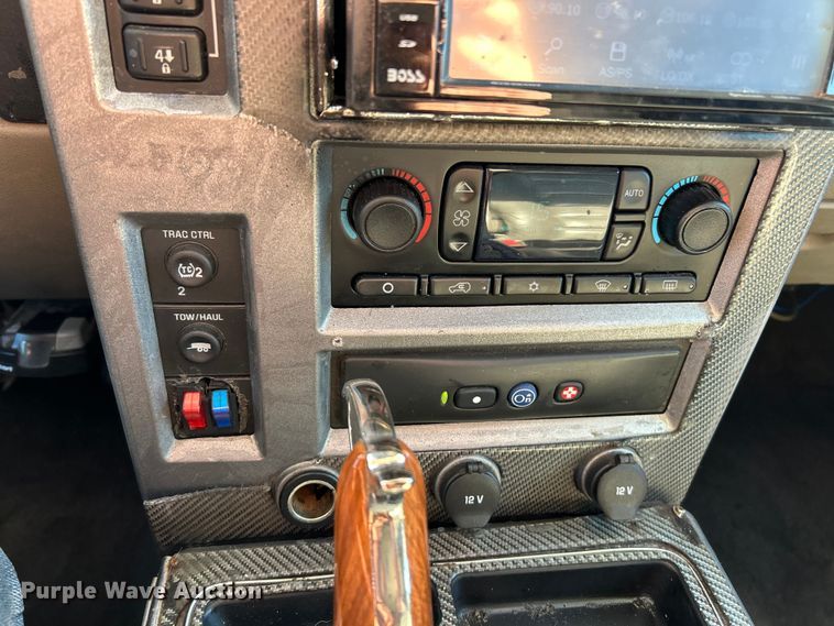 image for item ET6758 2003 Hummer H2 SUV