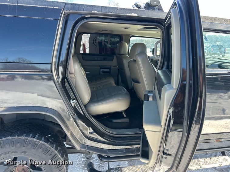 image for item ET6758 2003 Hummer H2 SUV