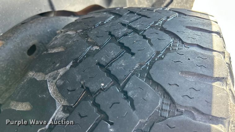 image for item ET6758 2003 Hummer H2 SUV