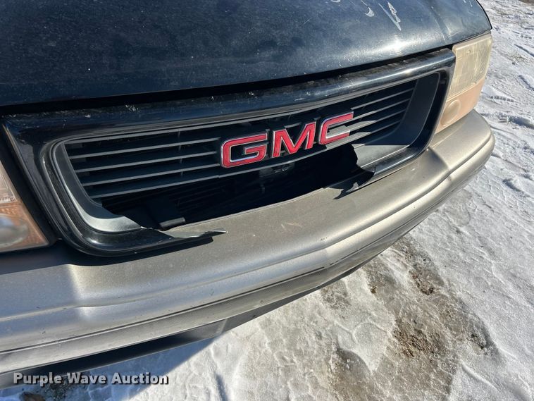 image for item ET6760 1998 GMC Sonoma SLS Ext. Cab pickup truck