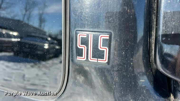 image for item ET6760 1998 GMC Sonoma SLS Ext. Cab pickup truck