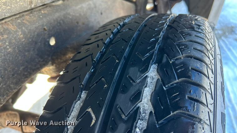 image for item ET6760 1998 GMC Sonoma SLS Ext. Cab pickup truck