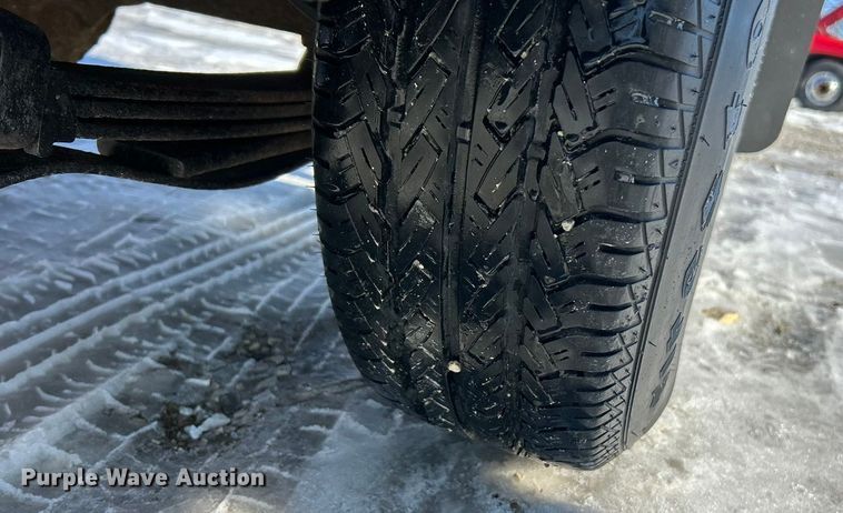 image for item ET6760 1998 GMC Sonoma SLS Ext. Cab pickup truck