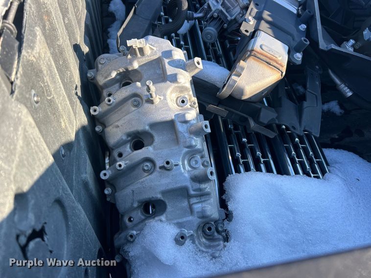 image for item ET6761 2020 GMC Sierra 3500HD Denali Crew Cab pickup truck