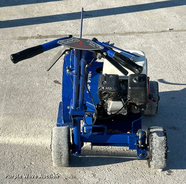 image for item ET6767 Bluebird 968999494 sod cutter