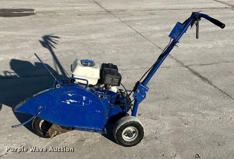 image for item ET6767 Bluebird 968999494 sod cutter
