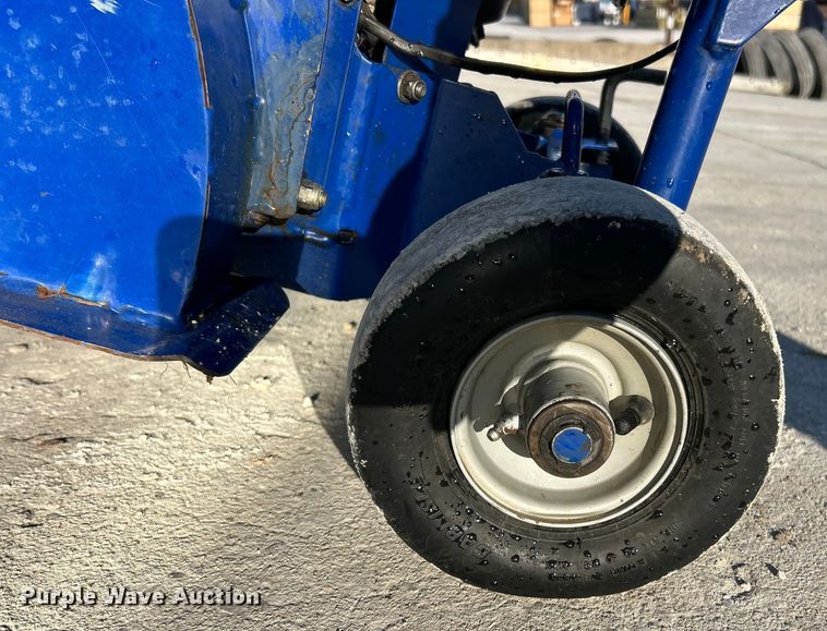 image for item ET6767 Bluebird 968999494 sod cutter