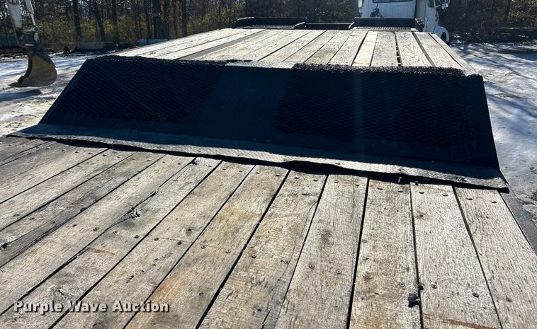 image for item ET6770 1978 Brooks Brothers drop deck equipment trailer