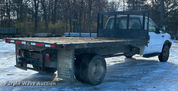 image for item ET6771 1999 Ford F550 flatbed truck
