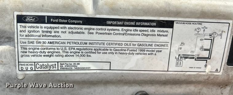 image for item ET6771 1999 Ford F550 flatbed truck