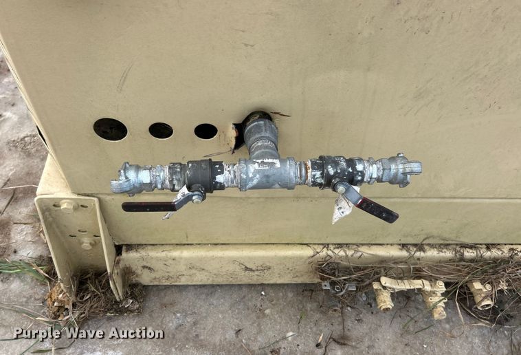 image for item ET6772 2005 Ingersoll Rand XP375WIR air compressor