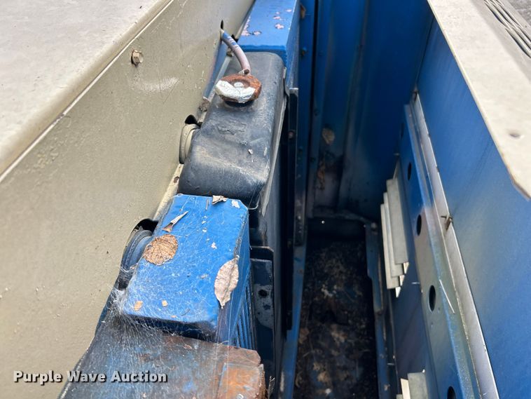 image for item ET6772 2005 Ingersoll Rand XP375WIR air compressor