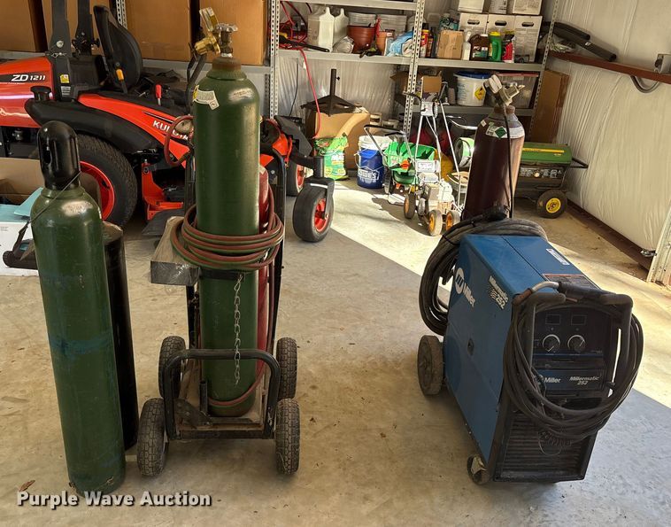 image for item ET7327 Miller Millermatic welder