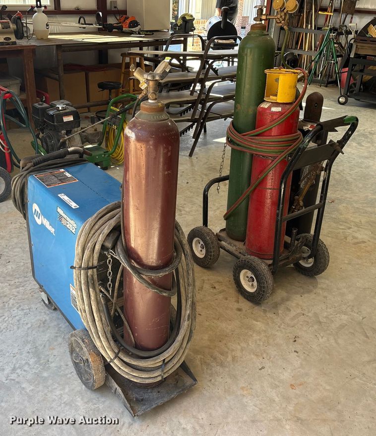 image for item ET7327 Miller Millermatic welder