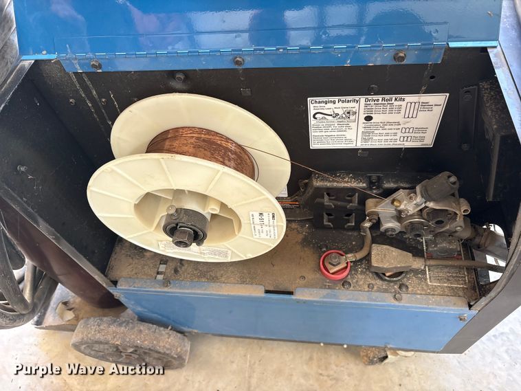 image for item ET7327 Miller Millermatic welder